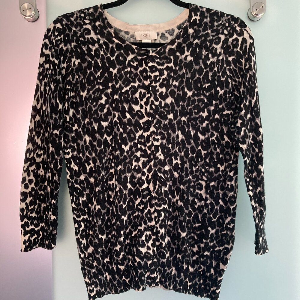 LOFT Animal Print Buttoned Sweater Size S, 100% Cotton Knit, 3/4 sleeve